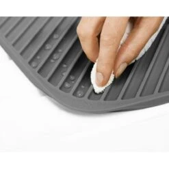 "Joseph Joseph Afdruipmat - Flume - Large - 31 X 43,5 Cm - Grijs" -Dagelijkse Benodigdheden Winkel 1200x1200 1387
