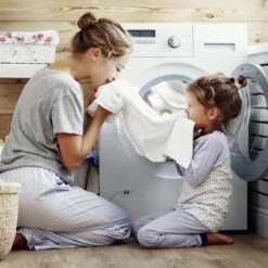 Omo Klein & Krachtig Wit Vloeibaar Wasmiddel - 8 X 20 Wasbeurten - Voordeelverpakking 15 Omo Klein & Krachtig Wit Vloeibaar Wasmiddel - 8 X 20 Wasbeurten - Voordeelverpakking -Dagelijkse Benodigdheden Winkel 1200x1200 679