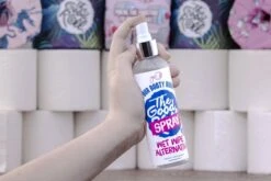 Your Booty Buddy - The Good Roll Toiletpapier Spray 200ml | SPRAY - WIPE - FLUSH 10 Your Booty Buddy - The Good Roll Toiletpapier Spray 200ml | SPRAY - WIPE - FLUSH -Dagelijkse Benodigdheden Winkel 1200x800 29
