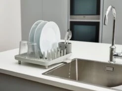 Joseph Joseph Duo Afdruiprek - Compact - Grijs 11 Joseph Joseph Duo Afdruiprek - Compact - Grijs -Dagelijkse Benodigdheden Winkel 1200x899 8