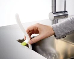 Joseph Joseph Edge Vaatwasborstel - Met Ingebouwde Gootsteensteun - Antraciet -Dagelijkse Benodigdheden Winkel 1200x964 1